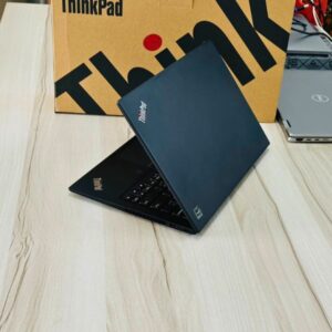 lenovo-thinkpad-t495s